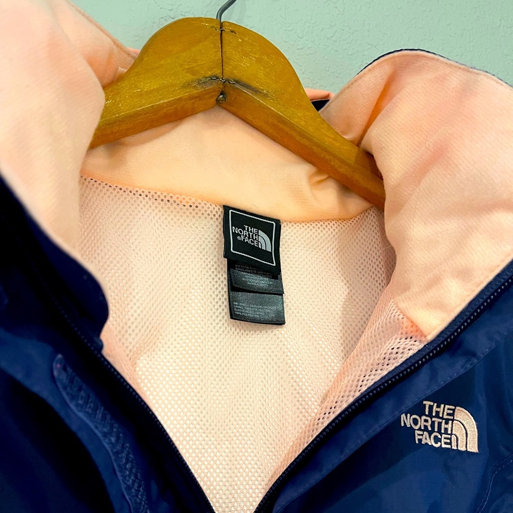 The North Face Blue and cotton pink raincoat / windbreaker / cyclone jacket